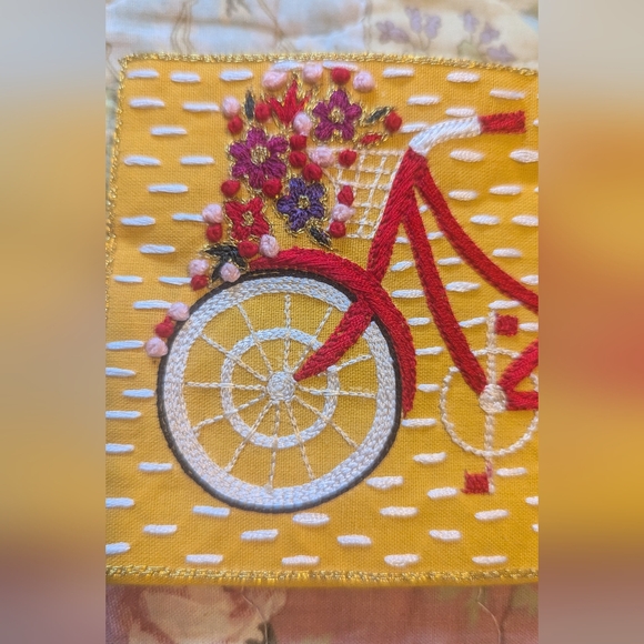 Trades of Hope Zip Pouch Wallet Bicycle - Picture 6 of 7